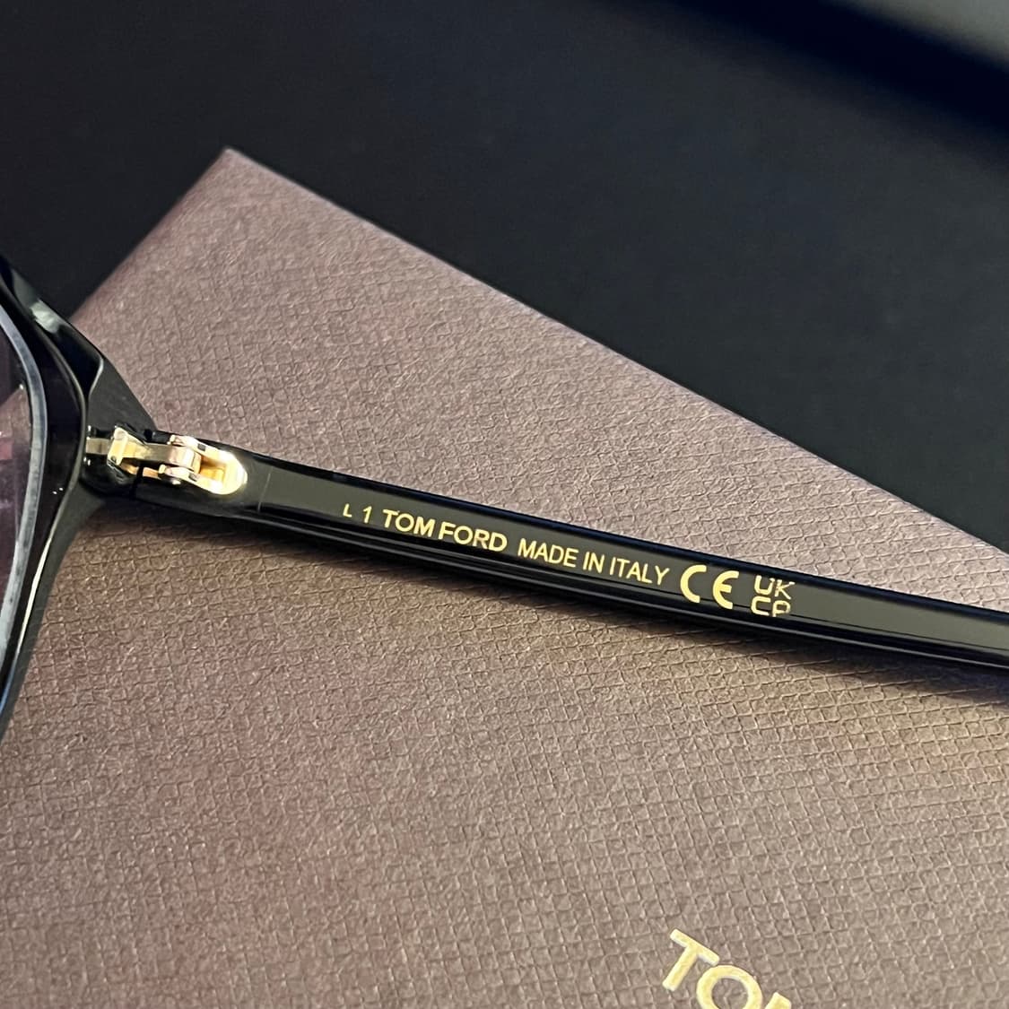 톰포드 TF5797 K B 001 착샷O 상품이미지6