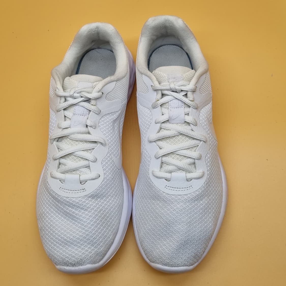 나이키 레볼루션6 남성운동화275  상품이미지2