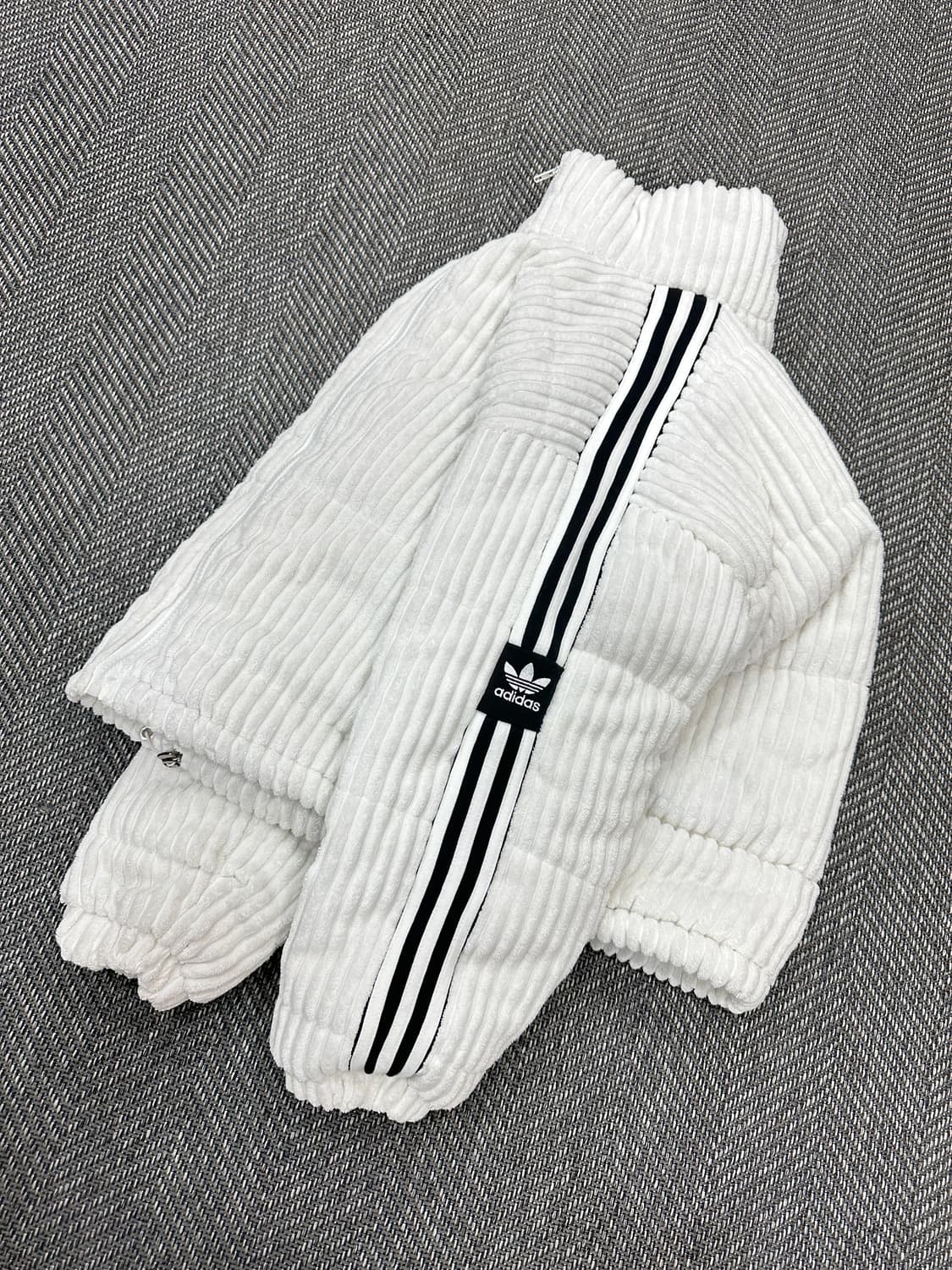 자체제작 커스텀 패딩 상품이미지3