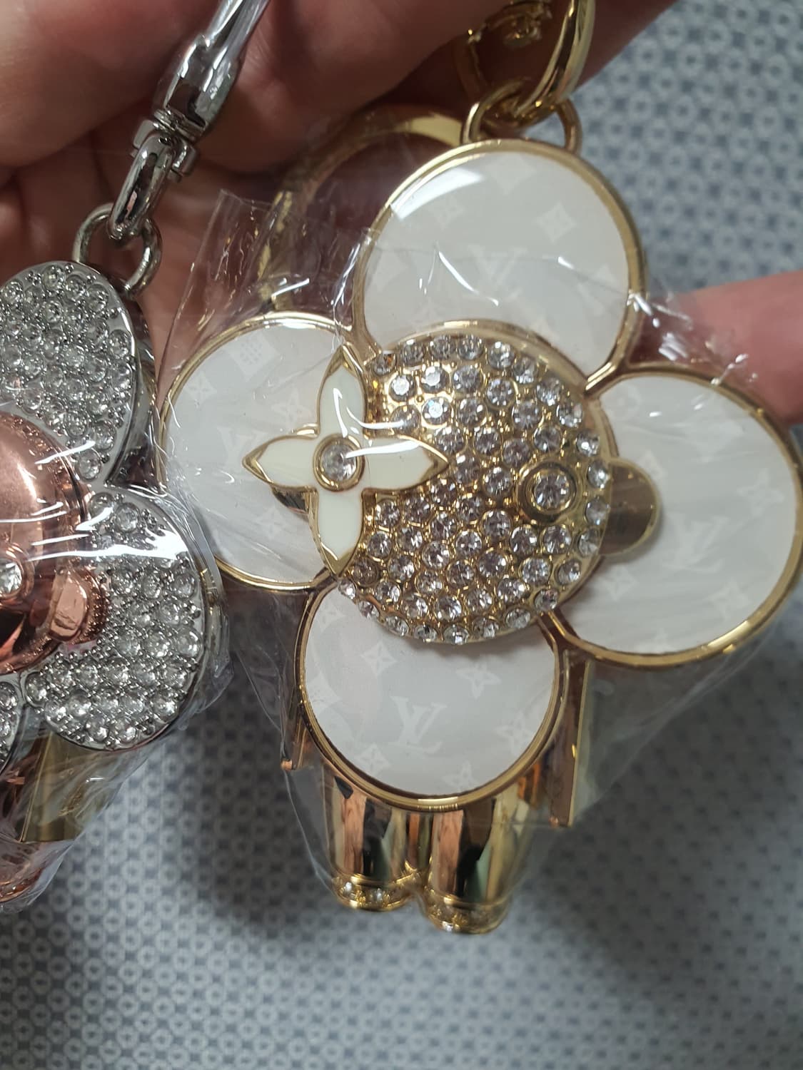 루이비통키링 루이비통비비엔키링 화이트골드 비비엔 비비엔백참 새상품 상품이미지2