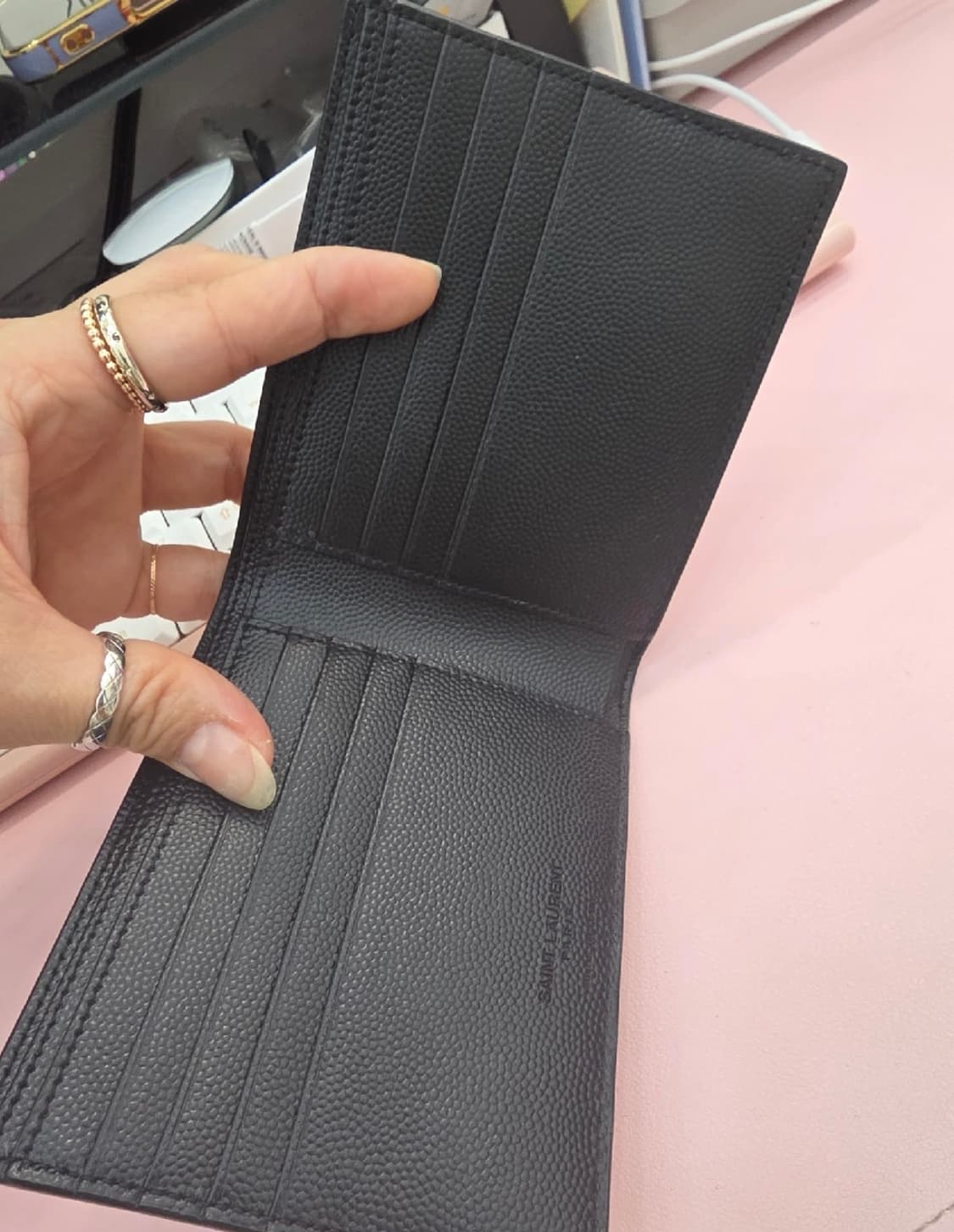 생로랑 지브라 핑크 반지갑 상품이미지2