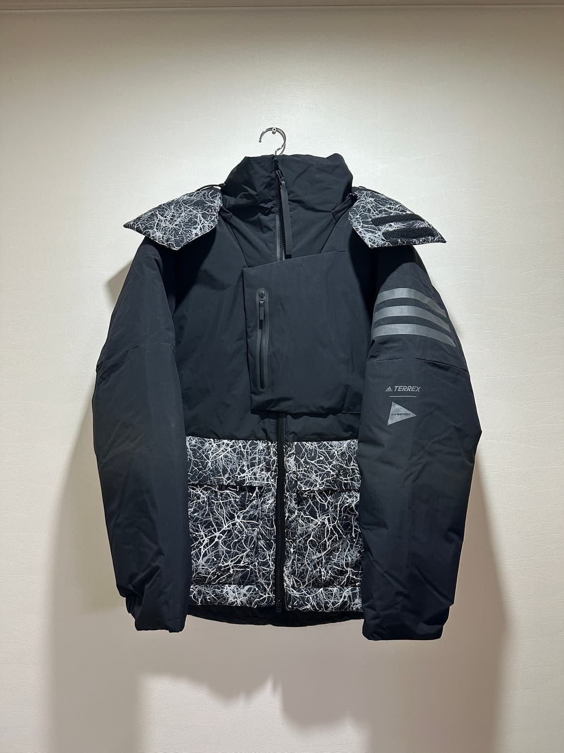 [100-105] 앤드원더 x 아디다스 Xploric 자켓 새제품 상품이미지3