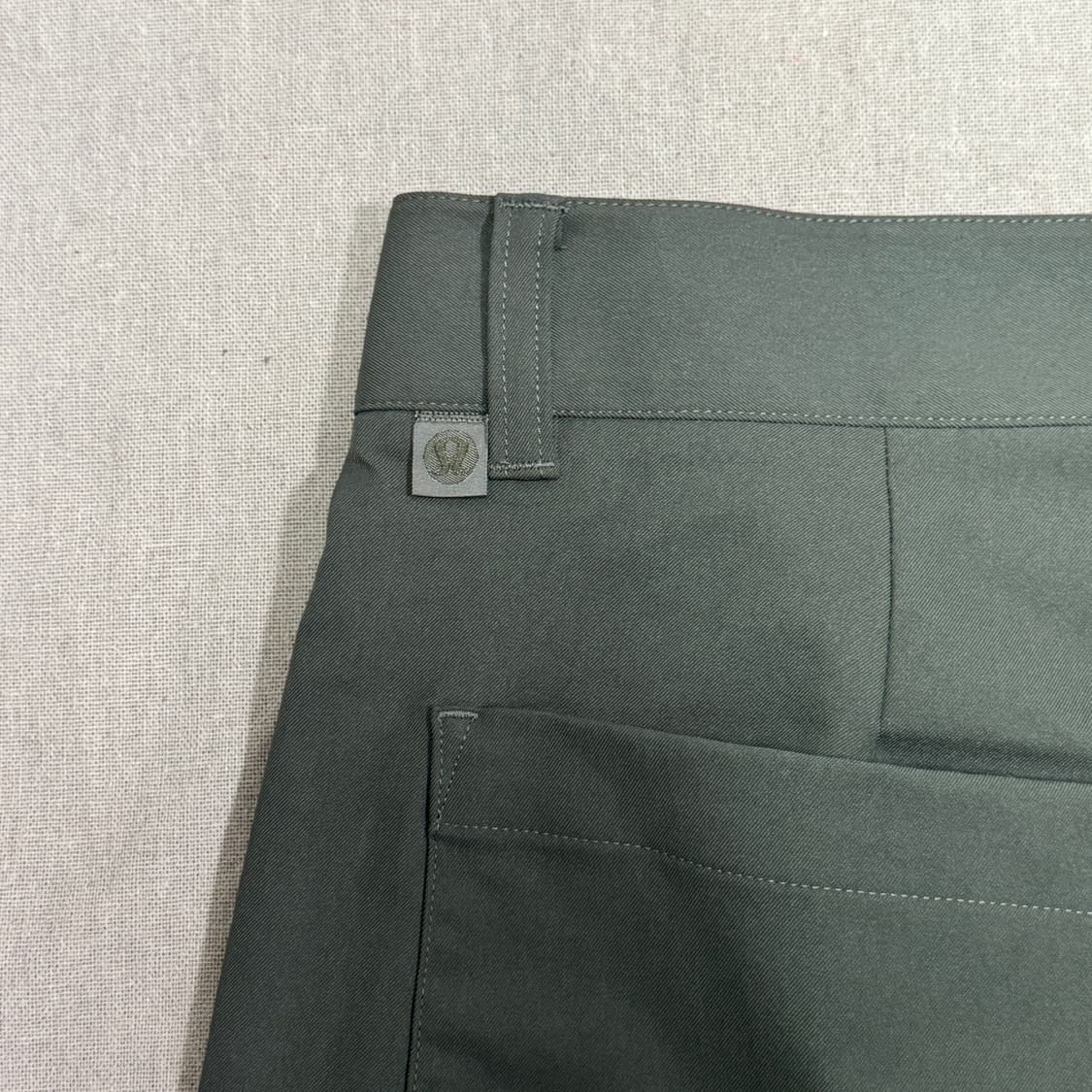 룰루레몬 나일론 카키 팬츠 34 상품이미지6