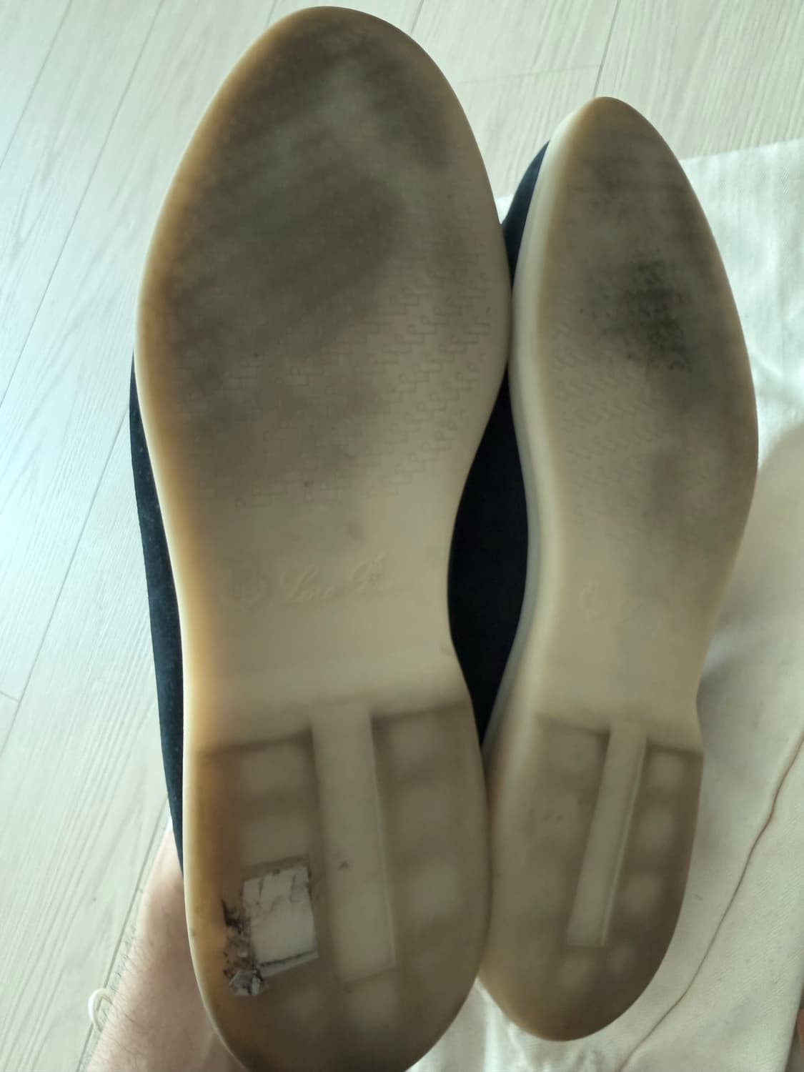 로로피아나 썸머워크 딥블루 41사이즈 상품이미지5