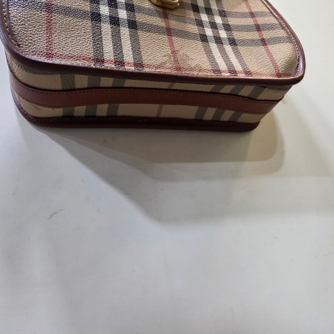 버버리 노바체크 크로스백 상품이미지5