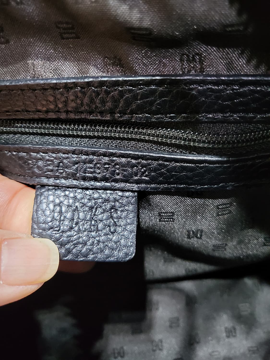 닥스 크로스 카메라백 상품이미지10