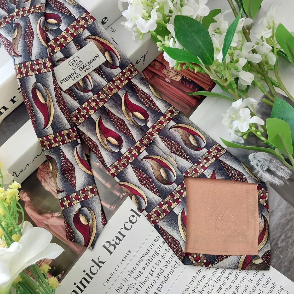 발망 실크 그레이&와인 아트 패턴 넥타이 9.5cm A등급 K1500
 상품이미지5