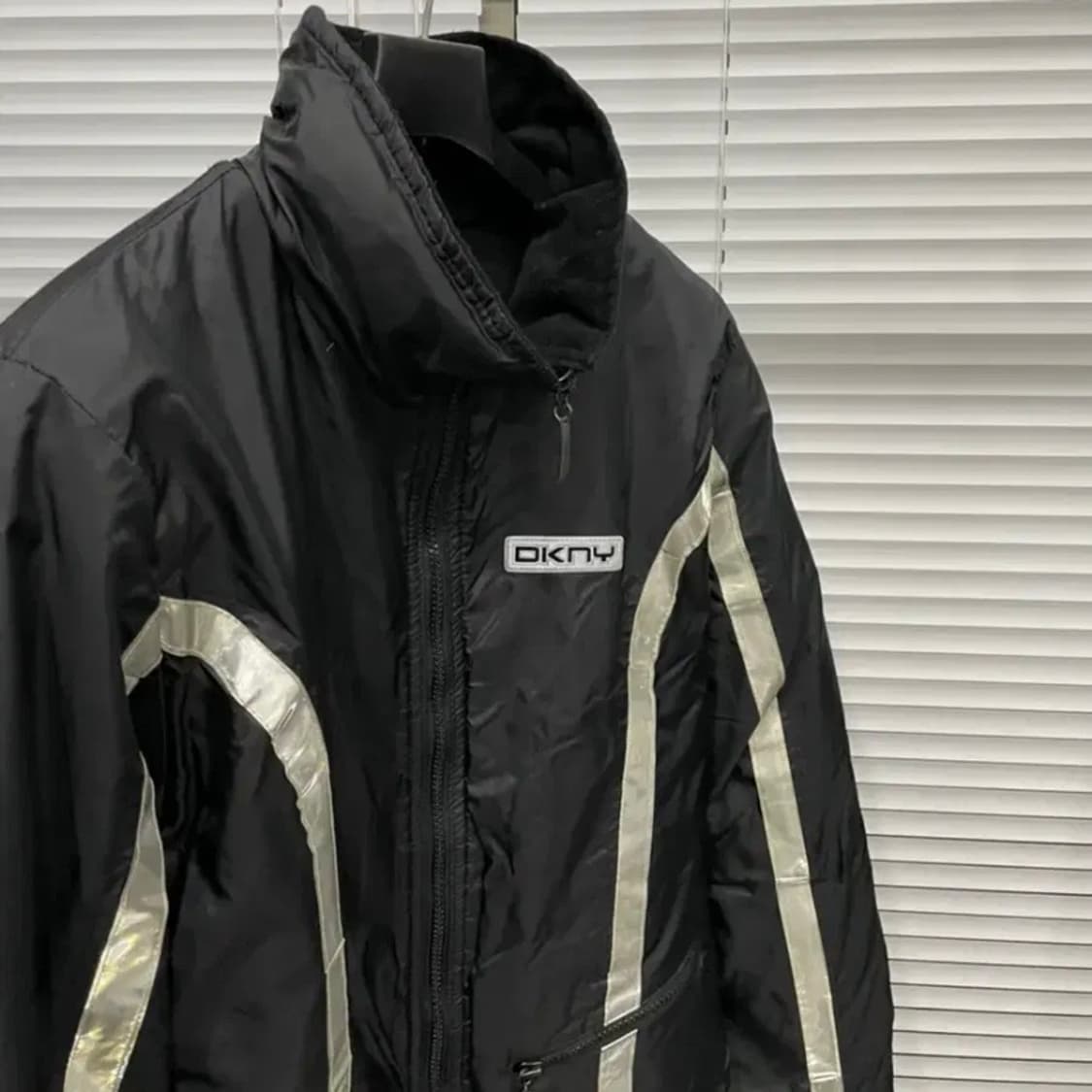 DKNY 패딩 상품이미지3