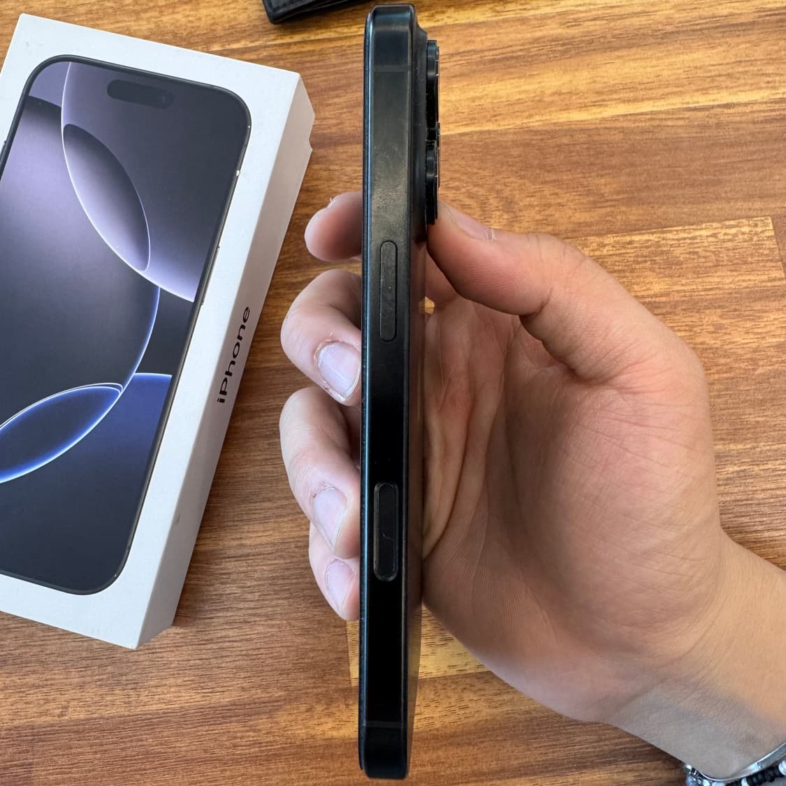 아이폰16프로 1테라 상품이미지4