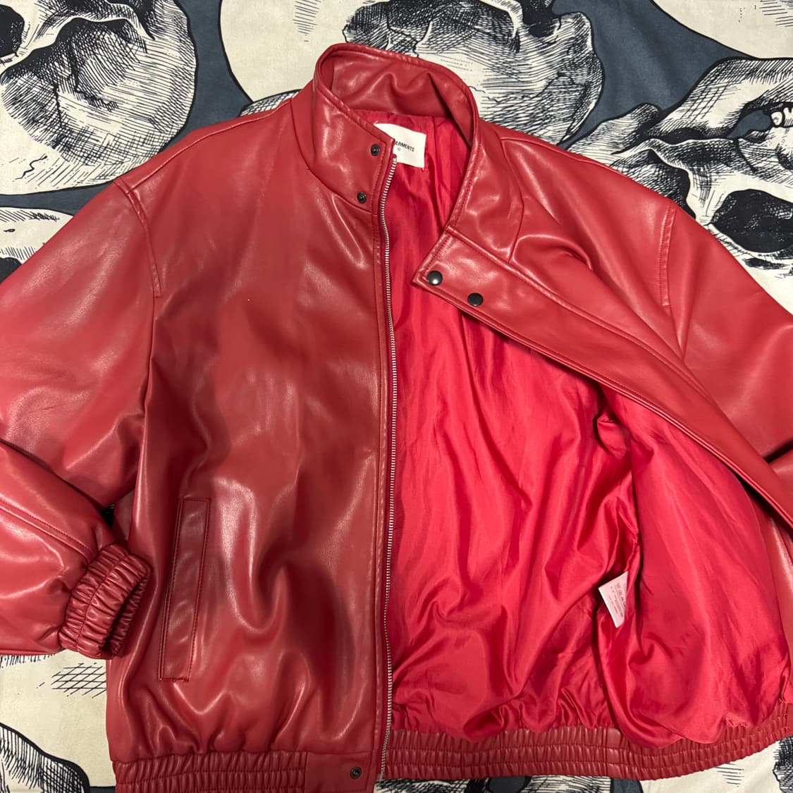 QT8가먼츠 레드 페이크 레더자켓 M사이즈 상품이미지3