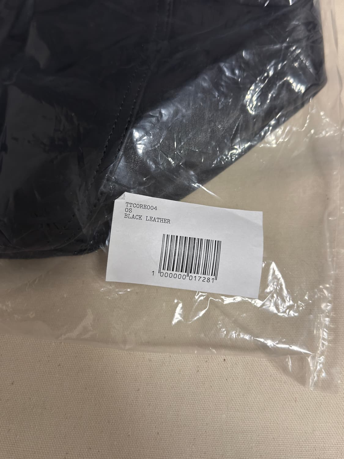 [매장구매] 타이가 타카하시 T.T 뉴스보이백 L 블랙 상품이미지2