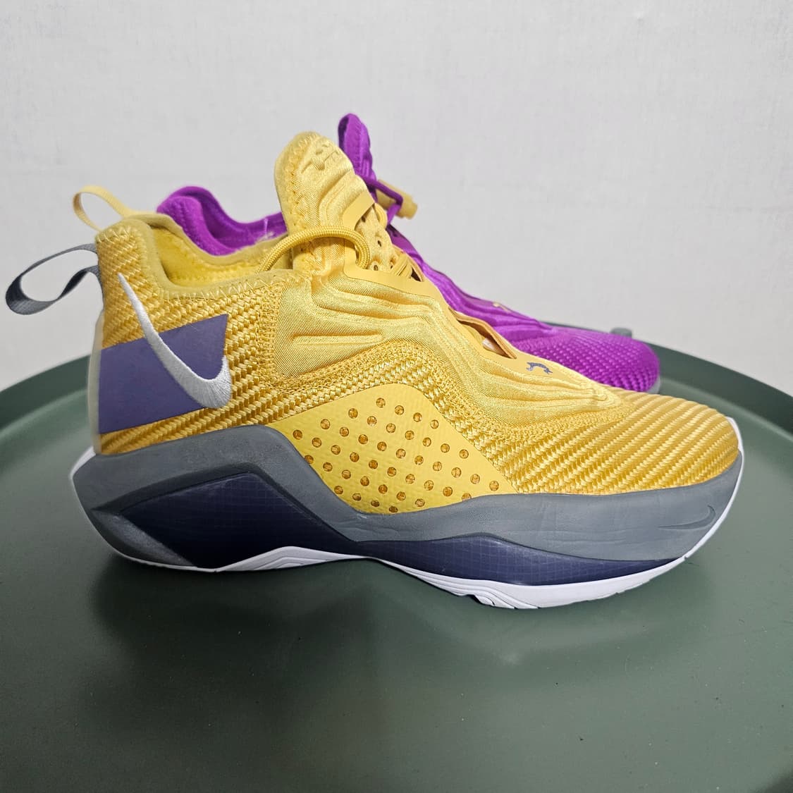 250나이키 르브론 솔저 농구화 옐로우/퍼플 상품이미지1
