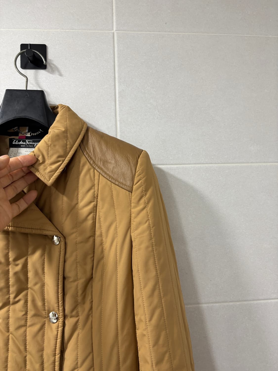 정품)살바토레 페레가모 퀄팅자켓 상품이미지4