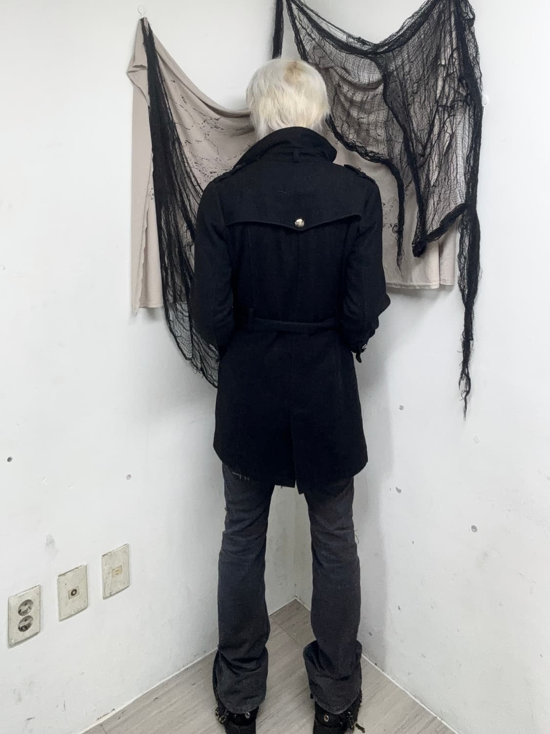 [IN THE ATTIC]Minimal Mood Black Coat 상품이미지4