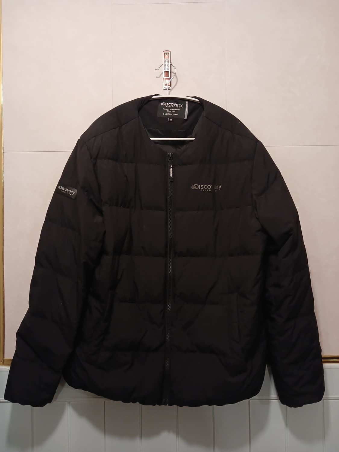 디스커버리 정품 남성 경량 패딩 105 사이즈 상품이미지1