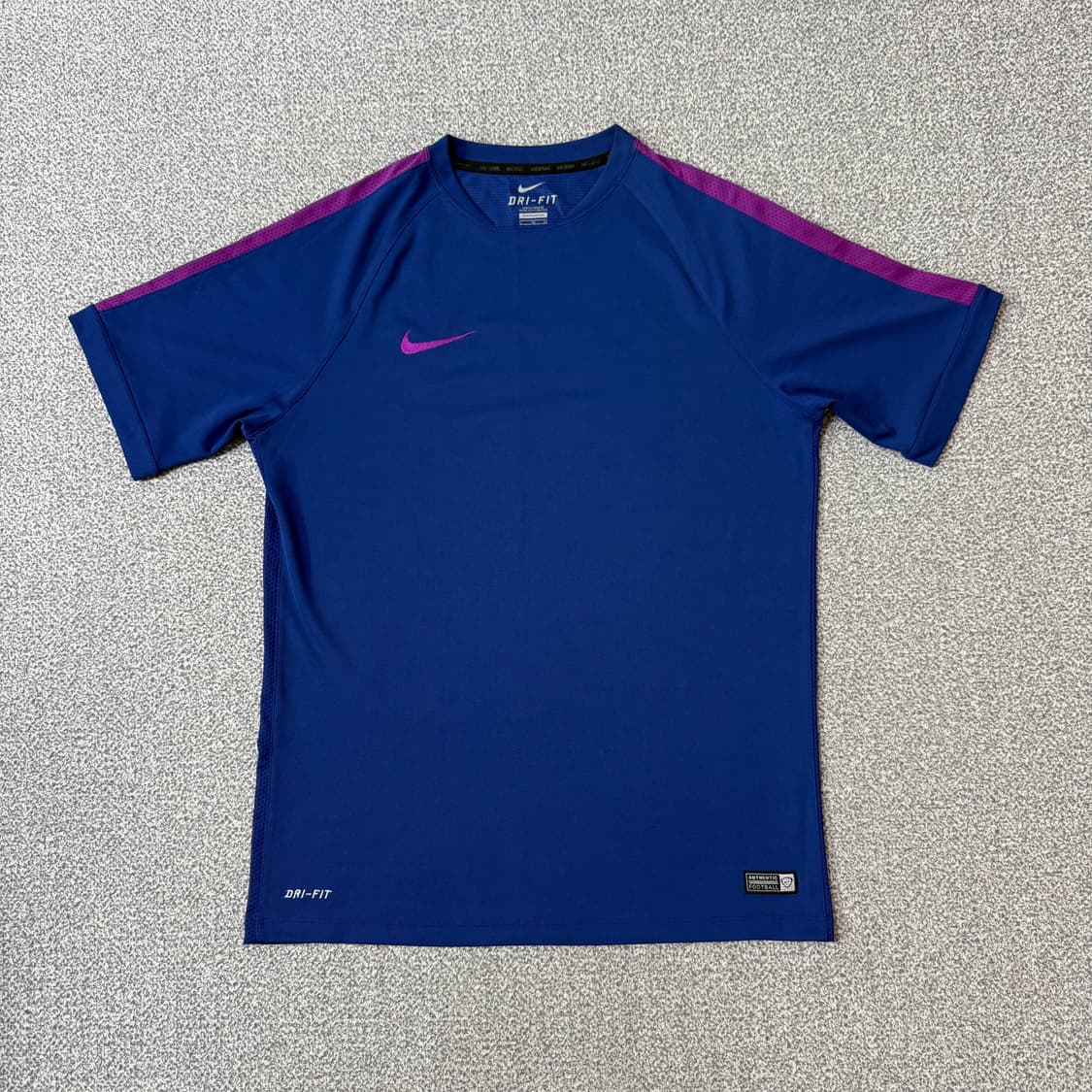 나이키 드라이핏 싸커 반팔 XL 상품이미지1