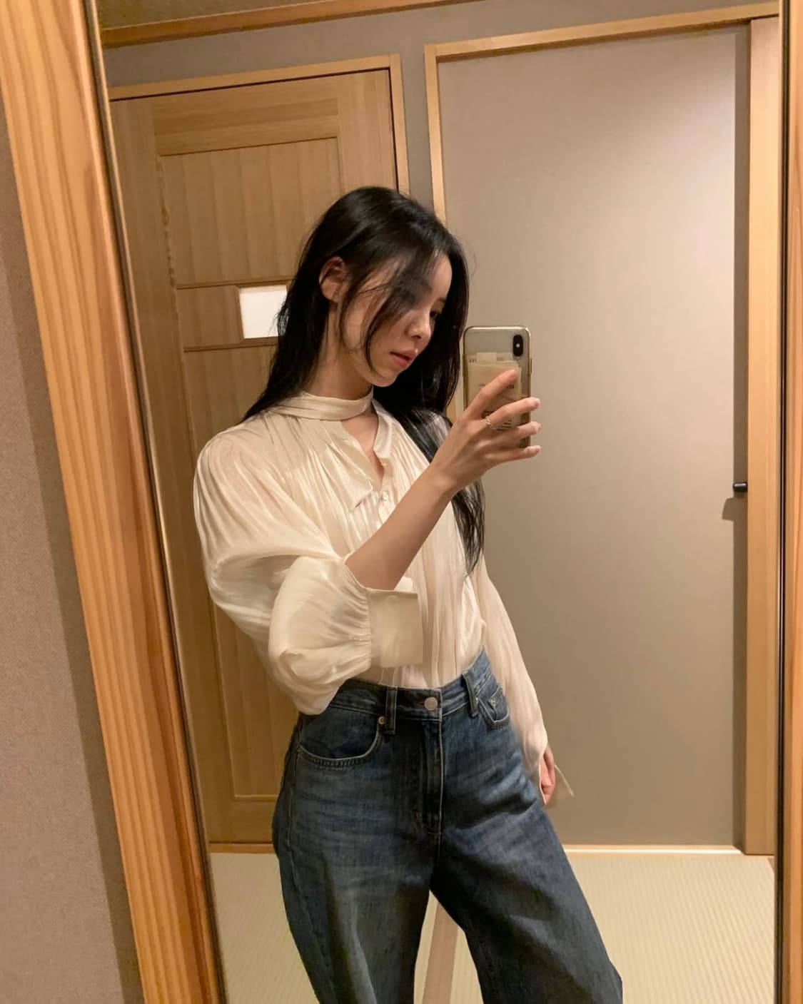 Lea 르에 ELLEN SCARF SHIRRING BLOUSE 블라우스 상품이미지3