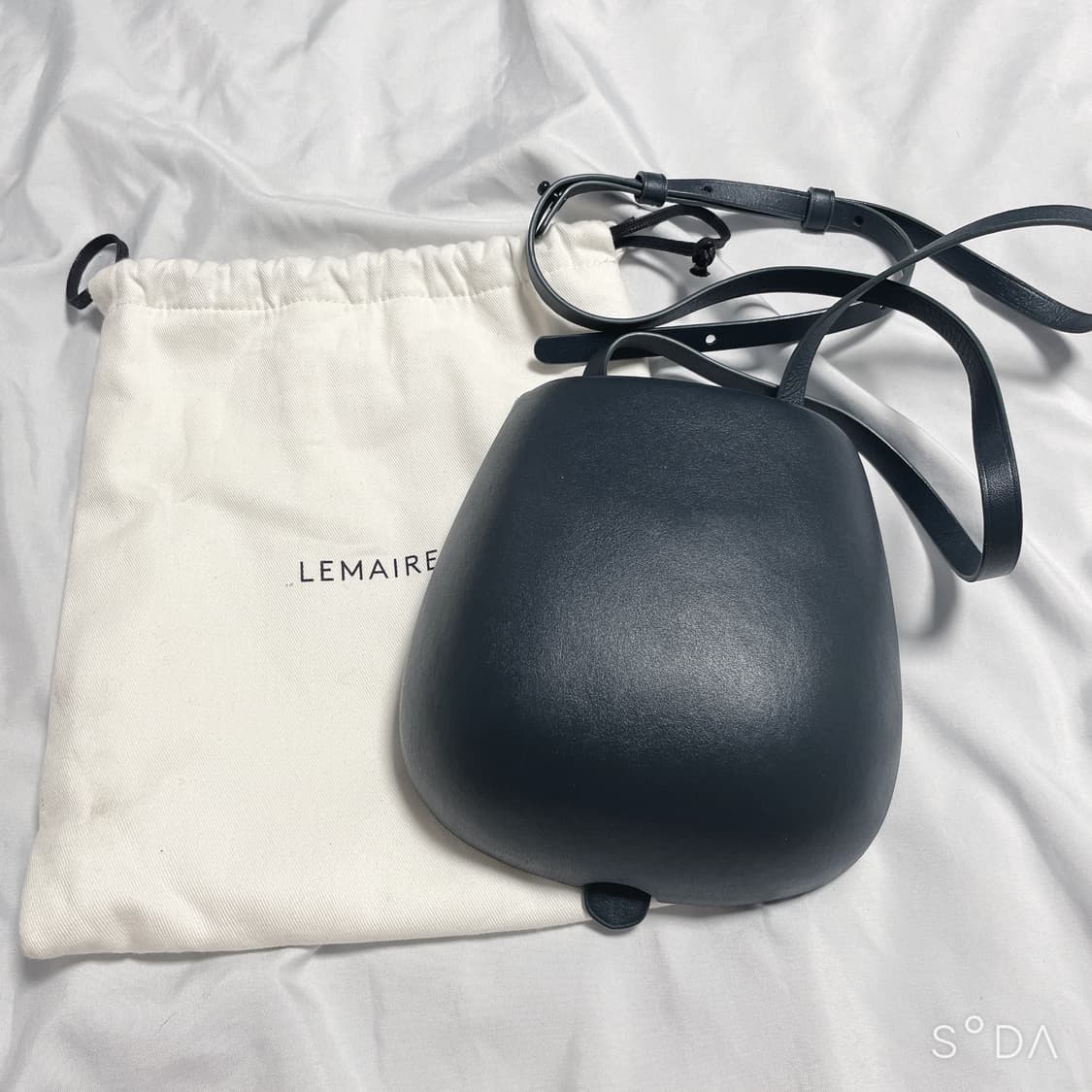 르메르 타코백 다크그린 상품이미지1