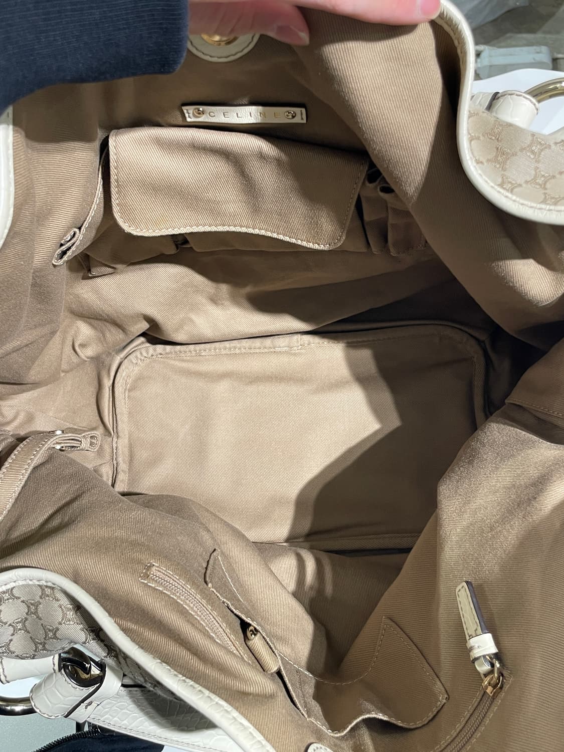 셀린느 라이트 베이지 마카담 호보 토트백 상품이미지10