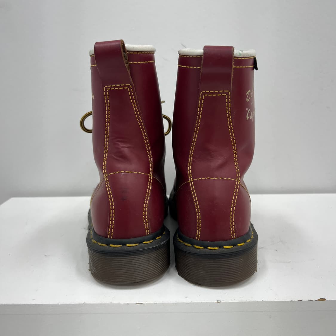 닥터마틴 캡퍼스 8홀 부츠 워커 41 상품이미지3