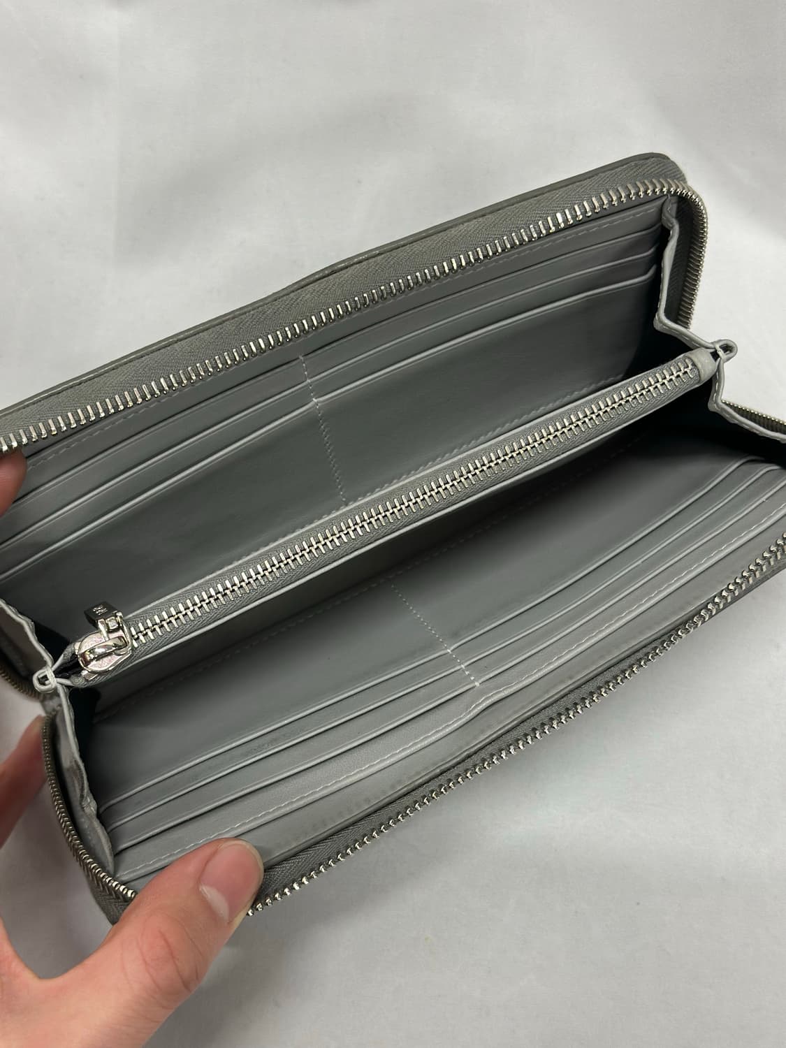디올 다이아몬드 지퍼돌이 장지갑 상품이미지6