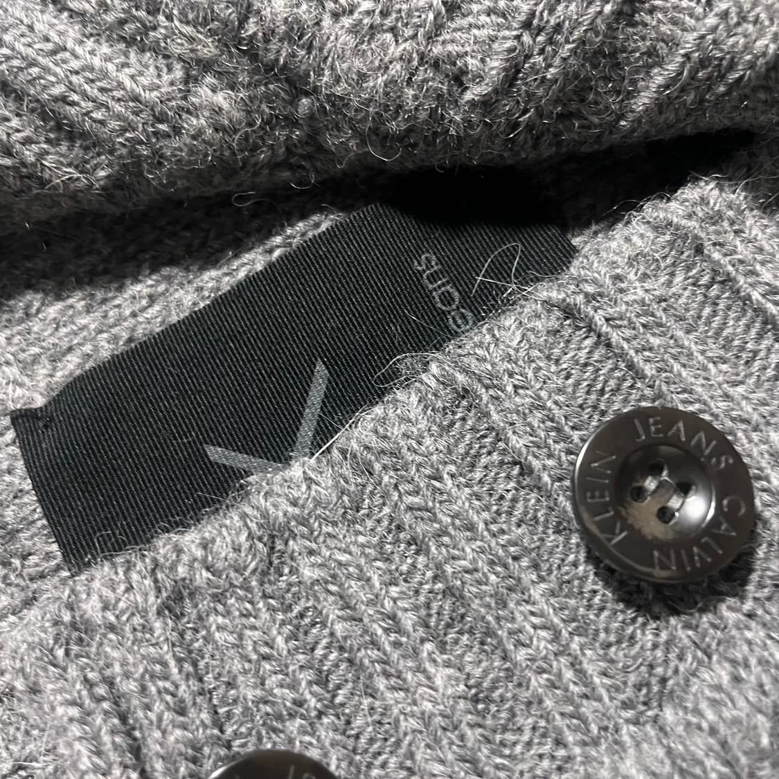 [100] CKJeans 켈빈클라인진스 버튼 니트 상품이미지5