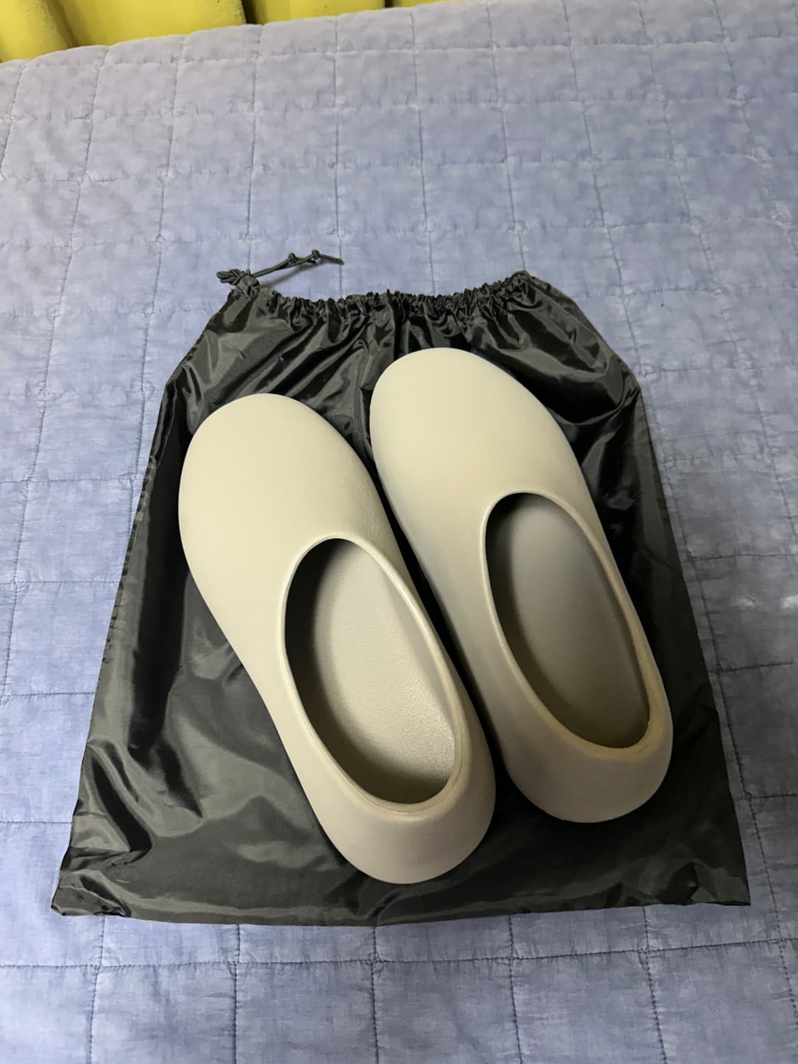 YEEZY SL-01 9사이즈 모카 상품이미지1