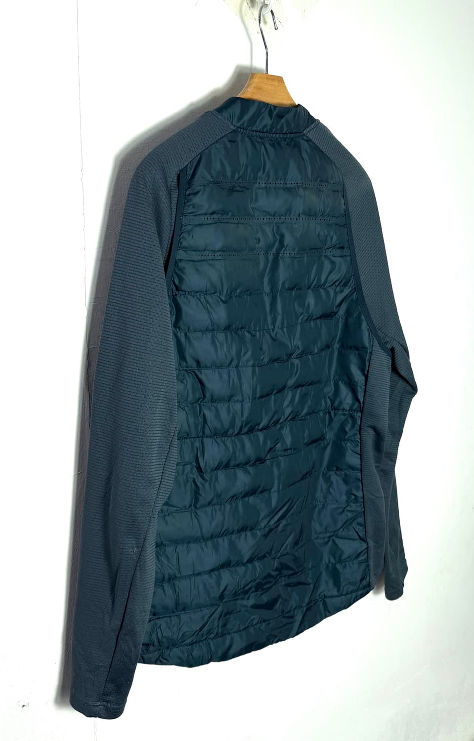 나이키에어로로프트 나이키골프 나이키에어로로프트자켓 골프웨어 골프의류 상품이미지2