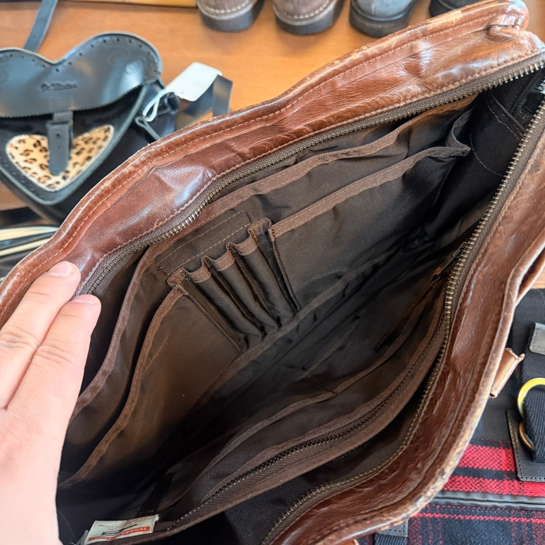 요시다 포터 러기드 레더 브리프케이스 크로스백 상품이미지8