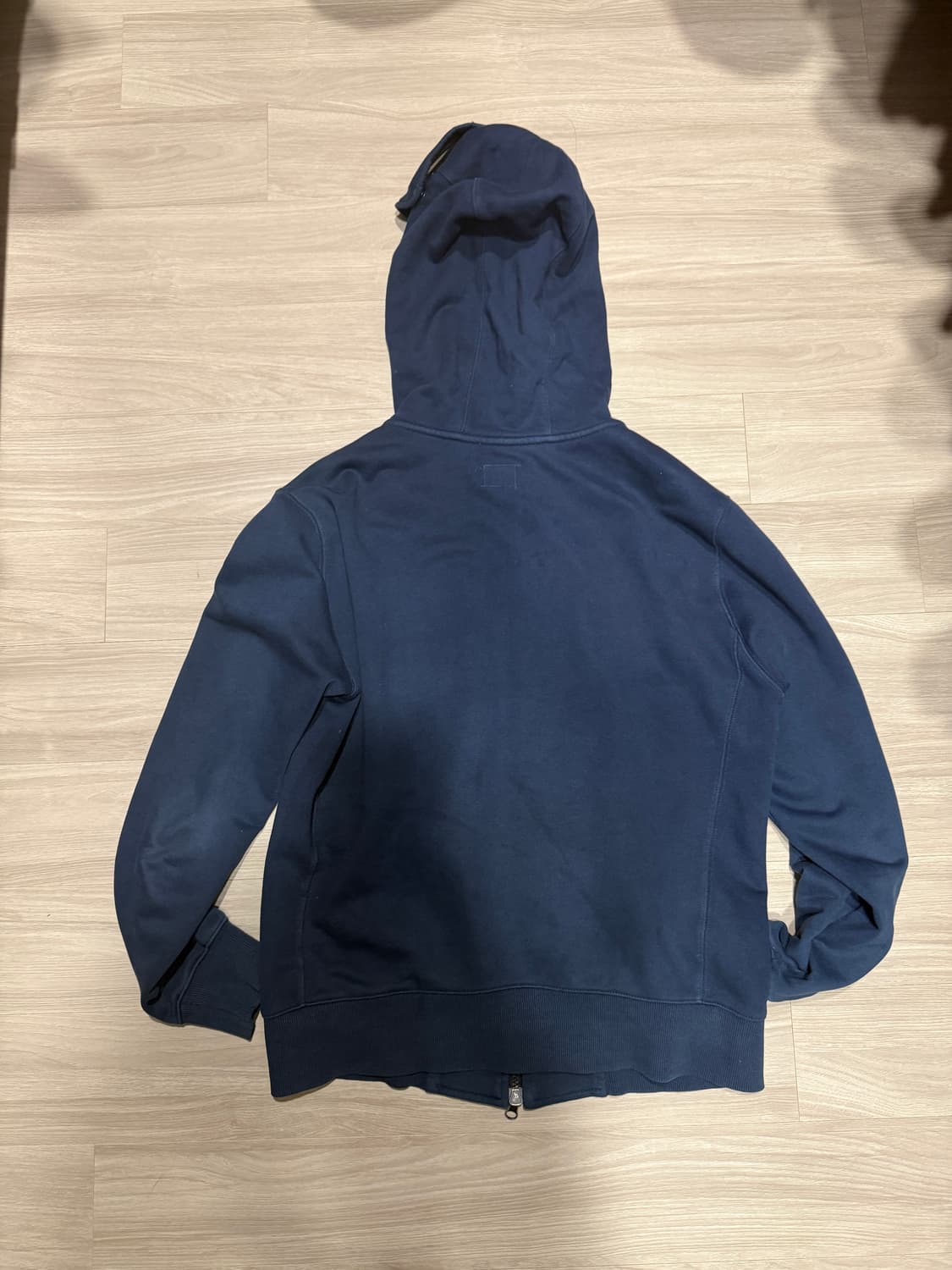 정품 cp컴퍼니 고글 후드집업 상품이미지3