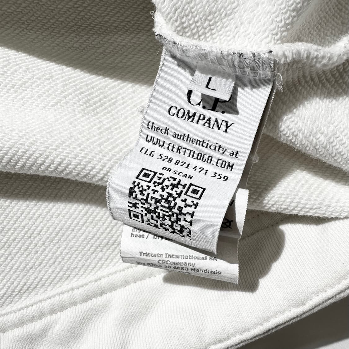 CP컴퍼니 사이드 렌즈 맨투맨 상품이미지8