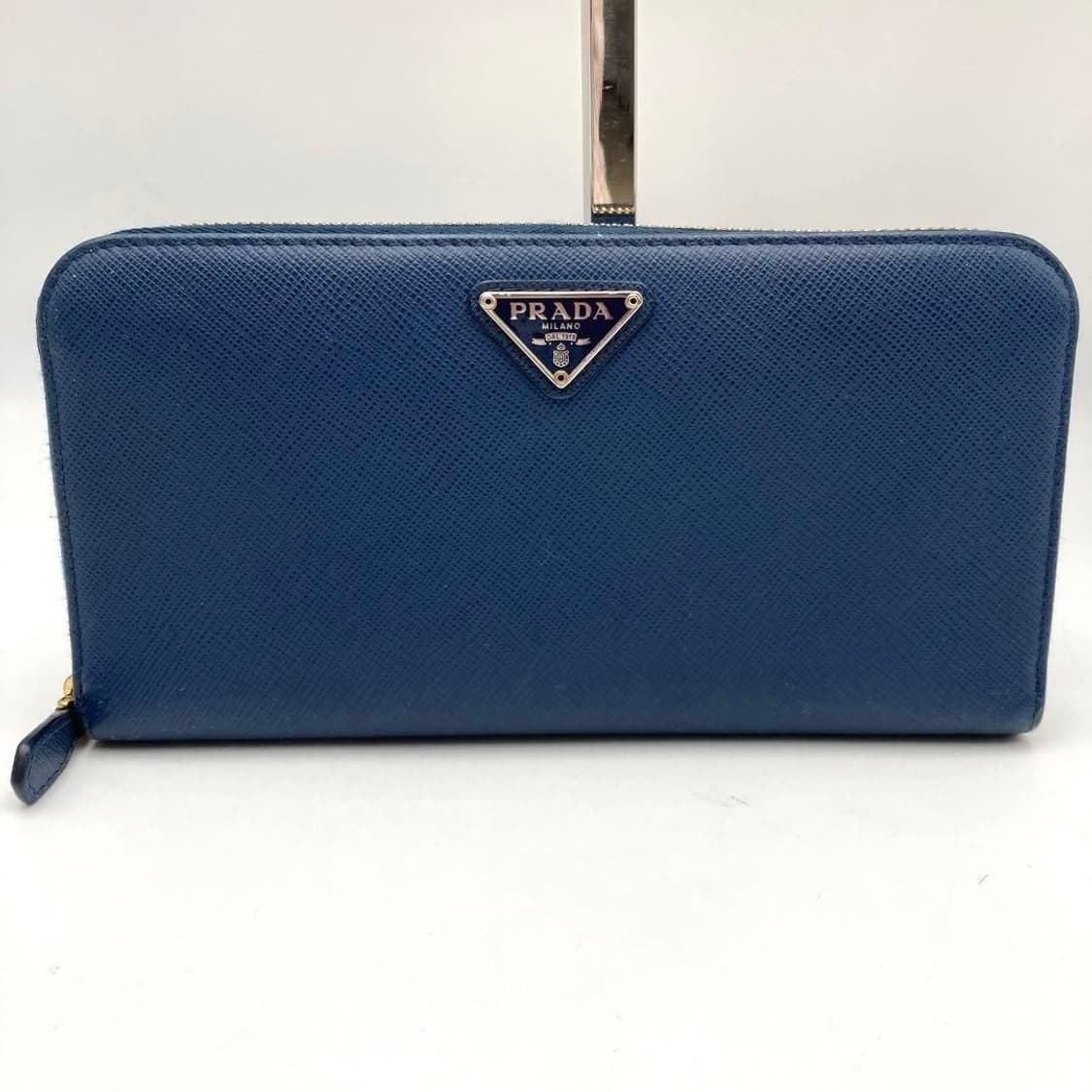 (미사용) 프라다 사피아노 지퍼 장지갑 코발트블루 상품이미지1