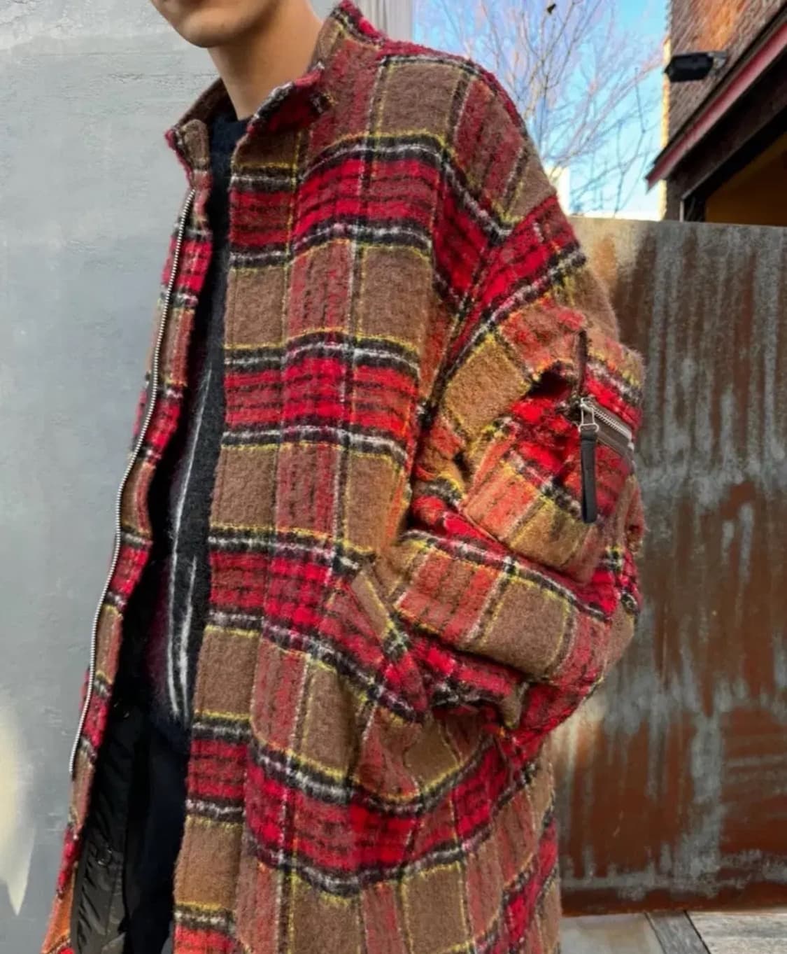 ( 초레어) 언더커버 23ss 모헤어  체크 패턴 아방가르드 미디코트 상품이미지3