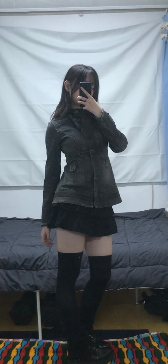 아르마니 익스체인지 우먼스 가먼트 플레어 흑청 데님 자켓 상품이미지1