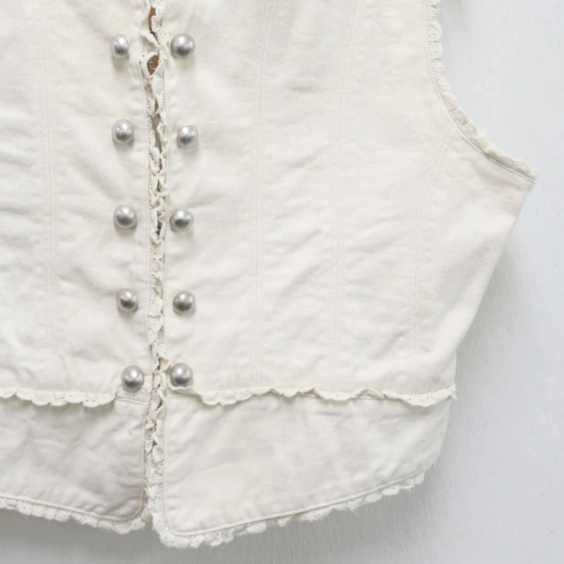 JENNYFER 레이스 디테일 베스트 59231 상품이미지4