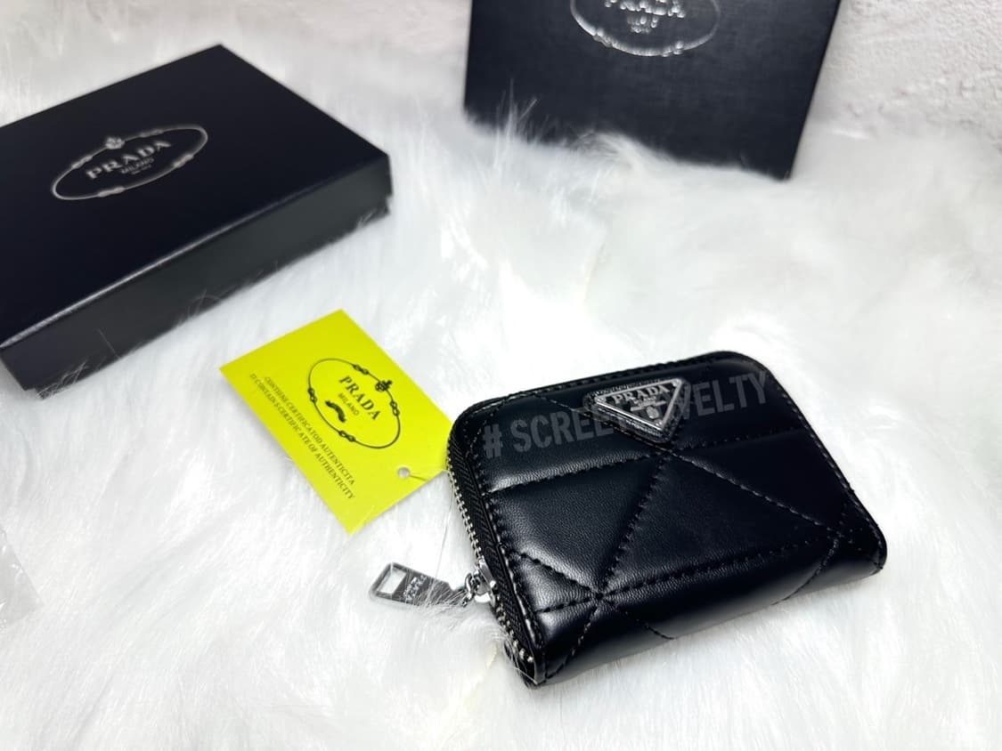 프라다 뷰티 램스킨 카드지갑 풀박스 상품이미지1