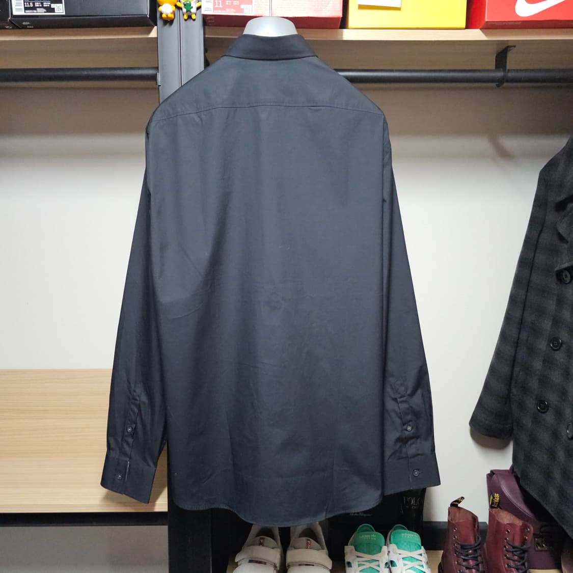 버버리 브릿 체크트리밍 신축성좋은 남성블랙셔츠 100 상품이미지2