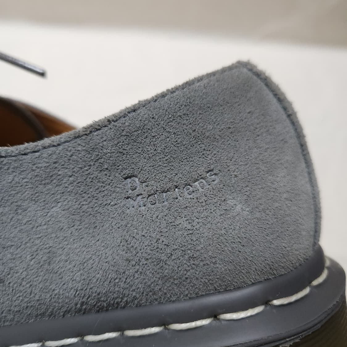 [8UK] 닥터마틴 1461 그레이 스웨이드 3홀 (260~265) 상품이미지6