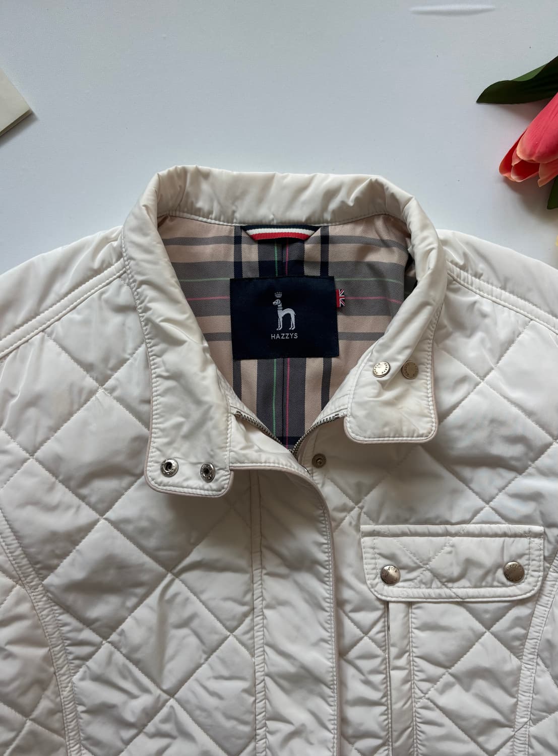Hazzy 헤지스 아이보리 퀄팅 자켓 상품이미지3