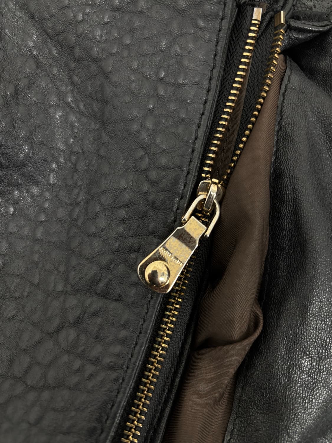 “MIUMIU” 00’s Archive Leather Bag 상품이미지7