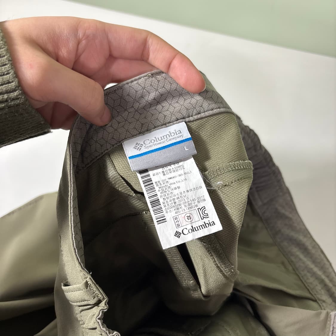 L 컬럼비아 카키 슬림핏 기능성 등산팬츠 상품이미지4