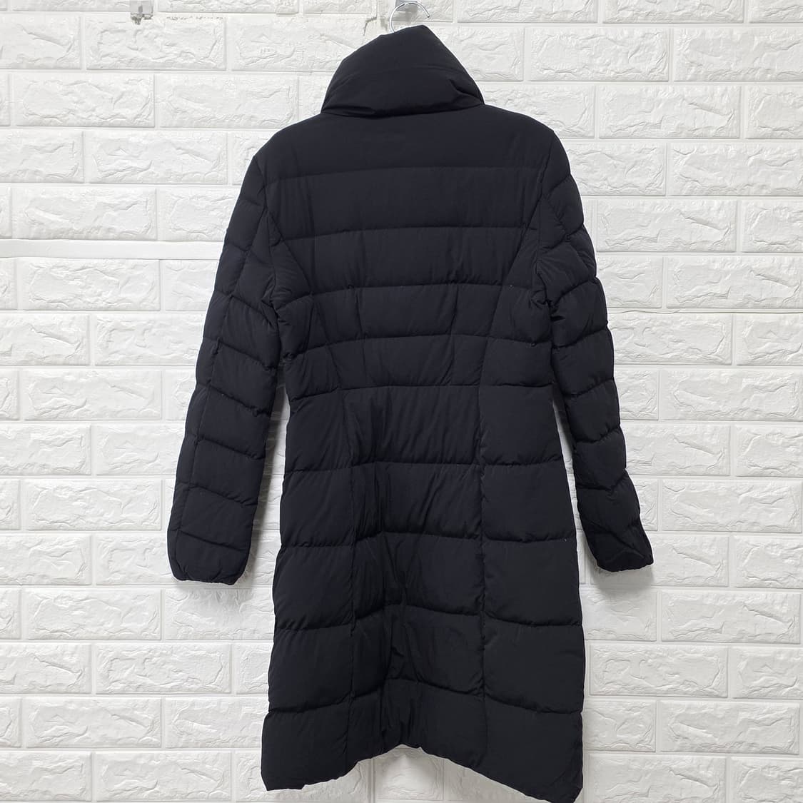택포_ 게스 여성 롱패딩 S 블랙 구스다운 S 상품이미지4