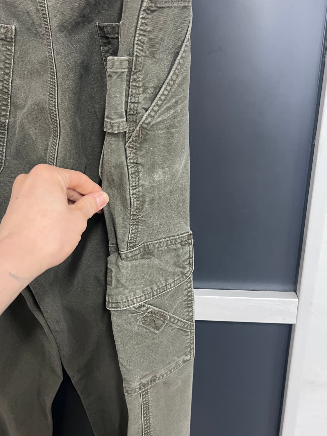 Carhartt 칼하트 던가리 핏 워크웨어 카고 팬츠 상품이미지3