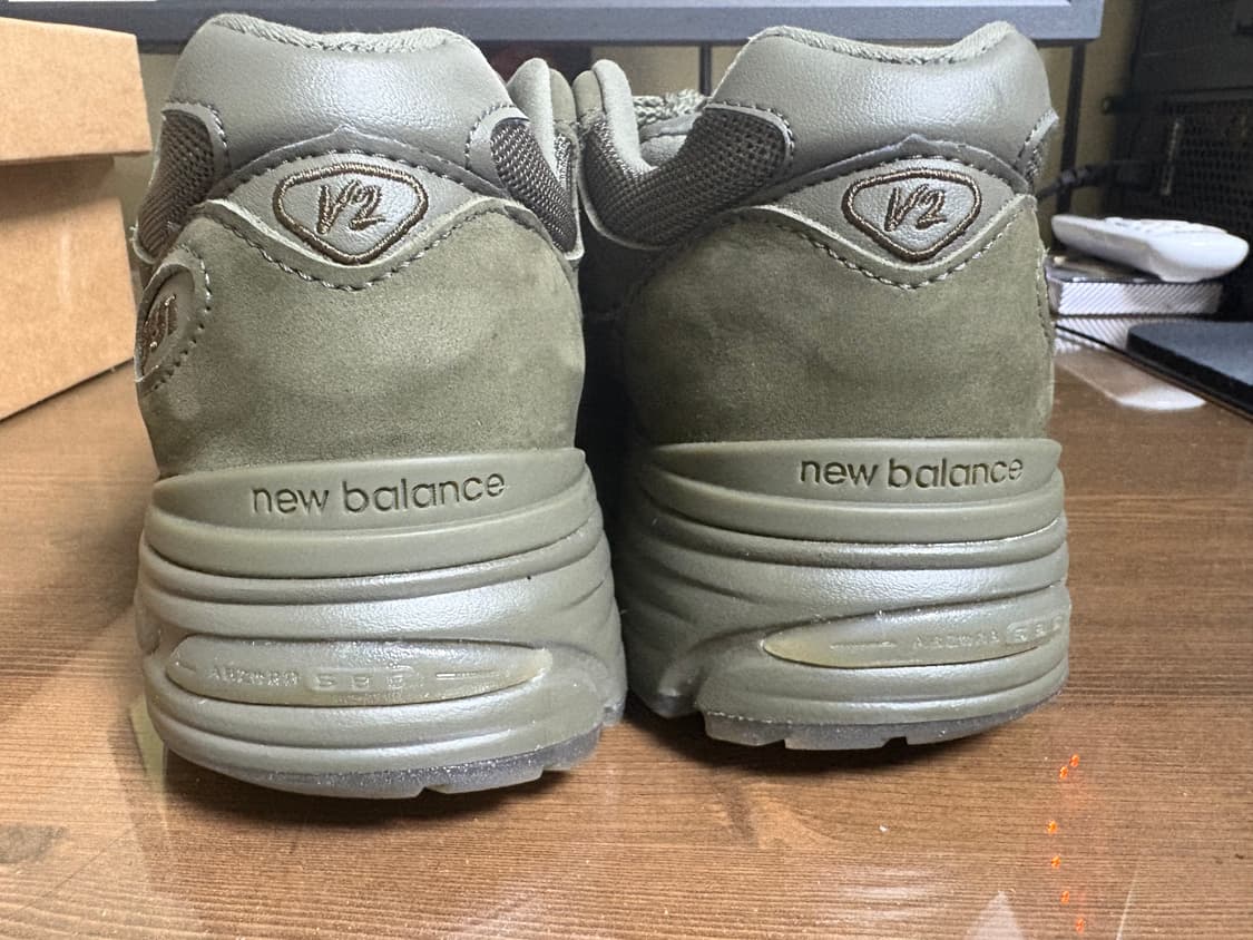 [240] 뉴발란스 스톤아일랜드 991v2 올리브그린 상품이미지3