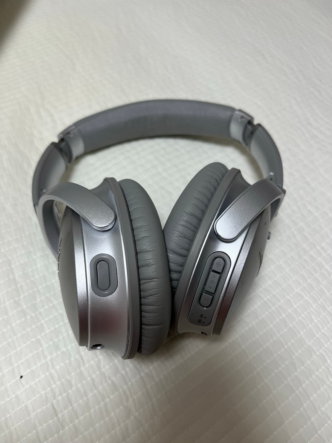 보스 qc35 2세대 실버 상품이미지2