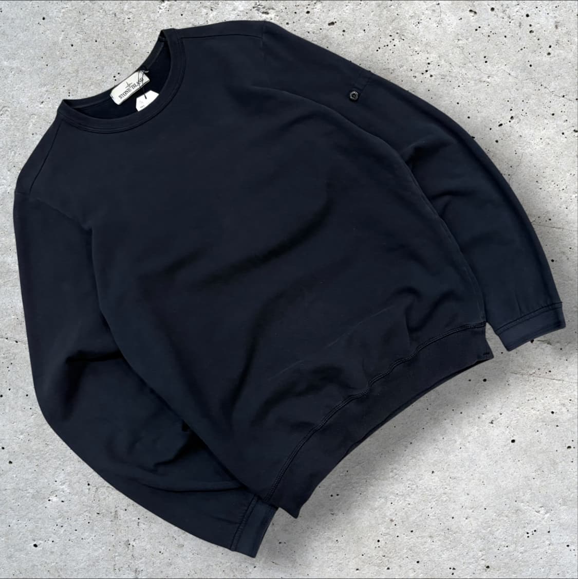 [M] 19ss 스톤아일랜드 블랙 맨투맨 수입택 D833 상품이미지1