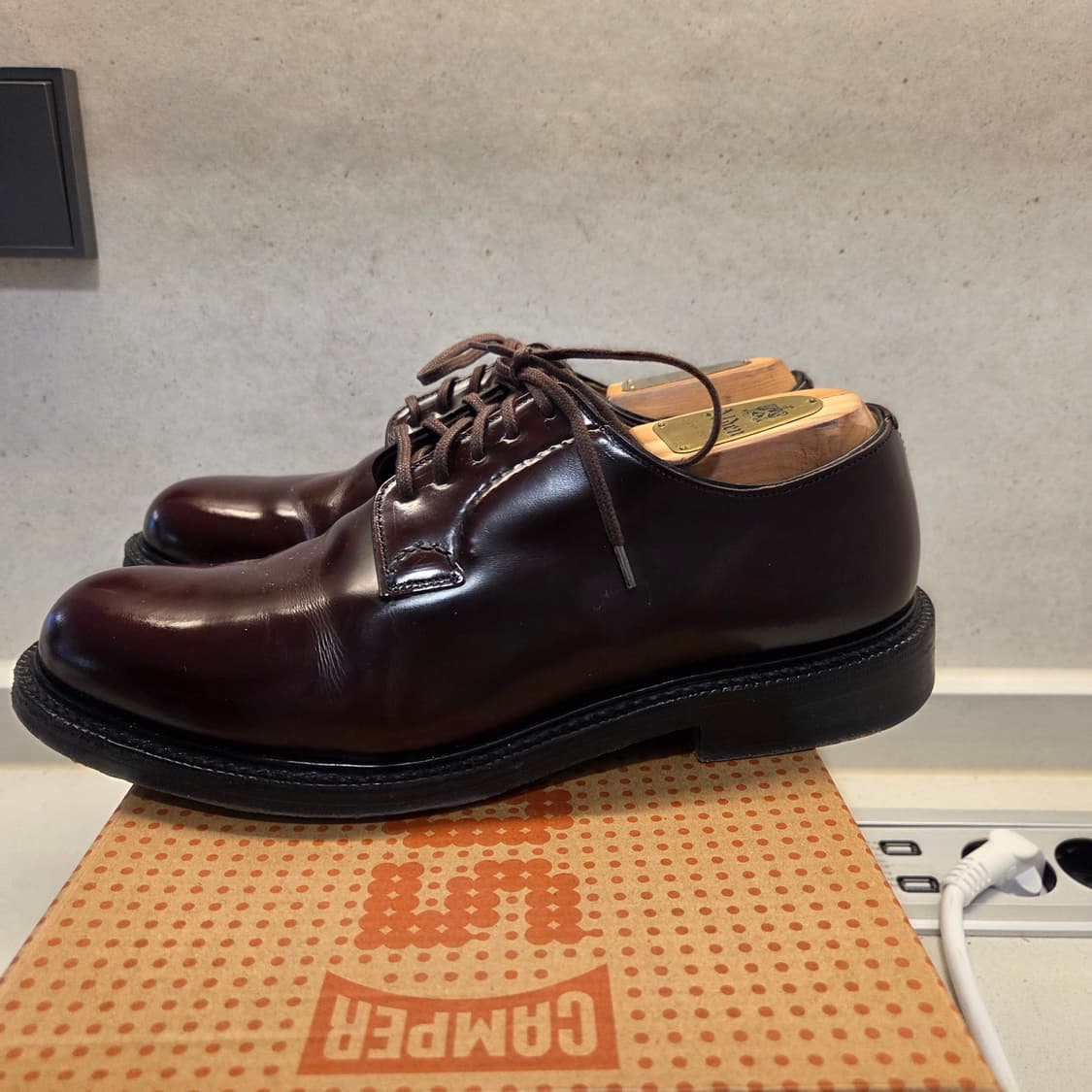 처치스 섀넌 버건디 41 상품이미지2