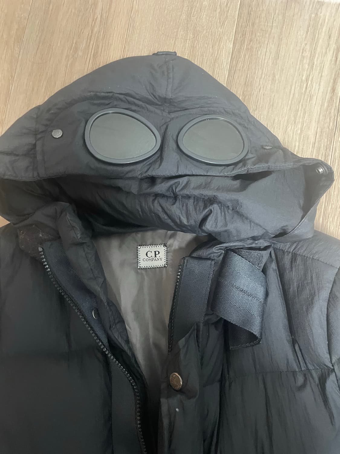 CP컴퍼니 패딩 상품이미지2