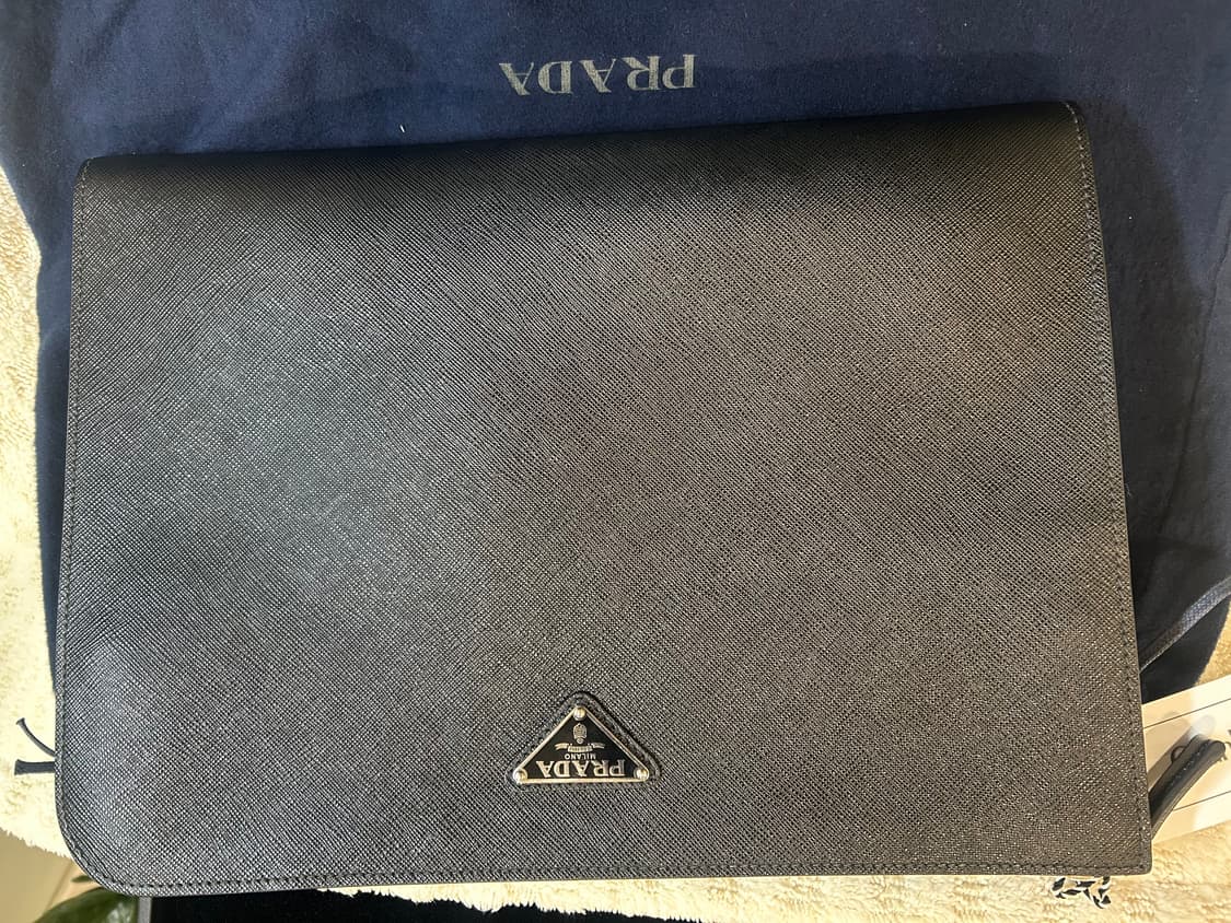 [정품/중고] 프라다 사피아노 클러치백 상품이미지2