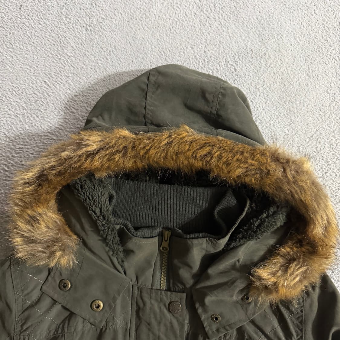 Grunge mood khaki fur jacket 상품이미지4